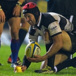 Jacques Botes getting ready to take the conversion of his own try.. to end off his career