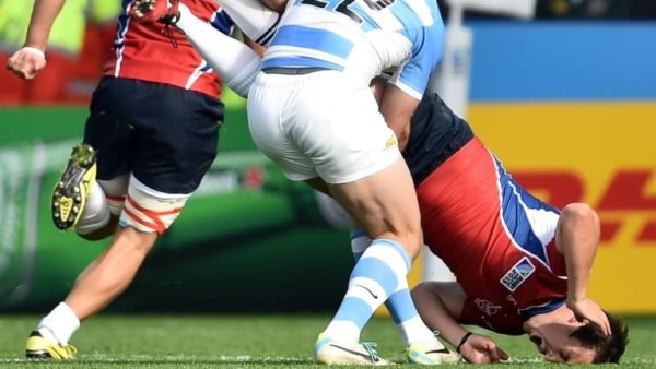 Marcelo Bosch's dangerous tackle on Theuns Kotze